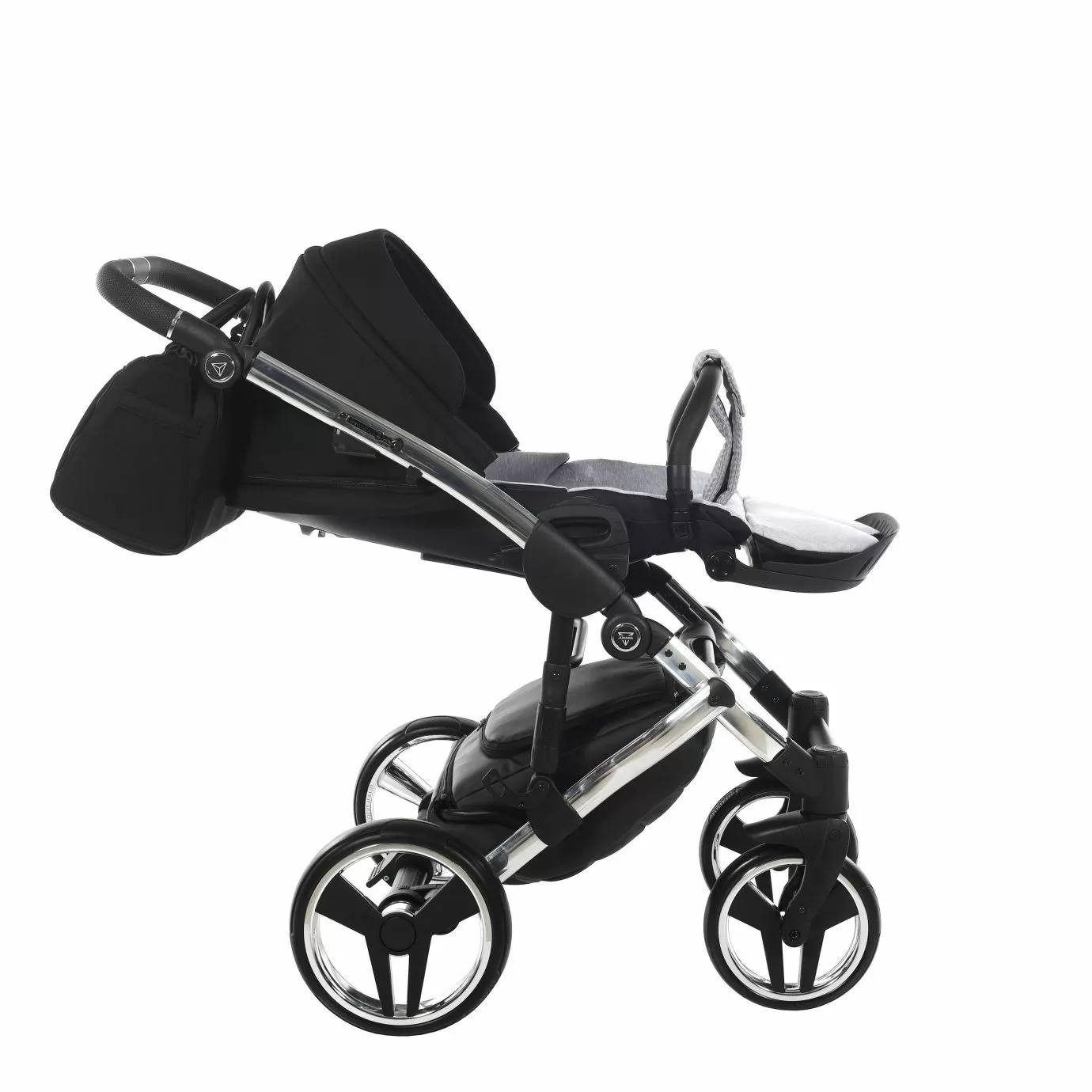 Коляска Junama Diamond Special V3 black