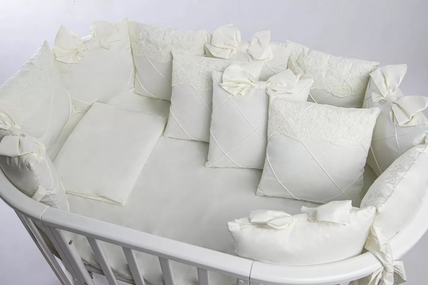 Комплект 17 предметов ""Classico" молочный сатин / кружево"