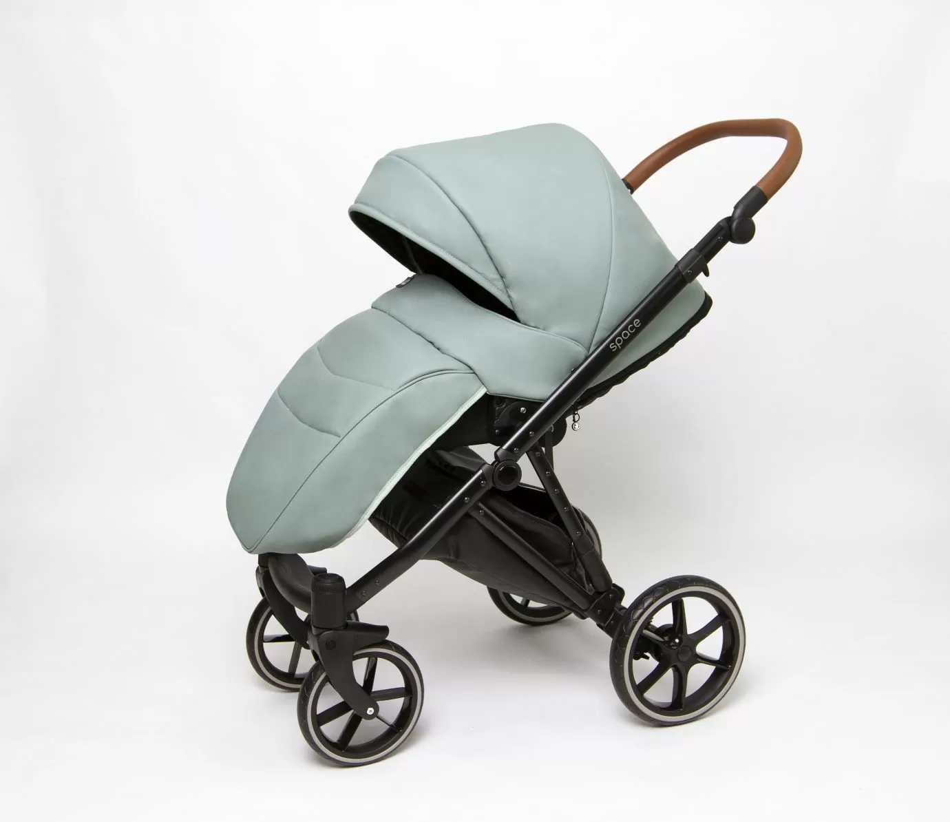 Коляска Peppy Space