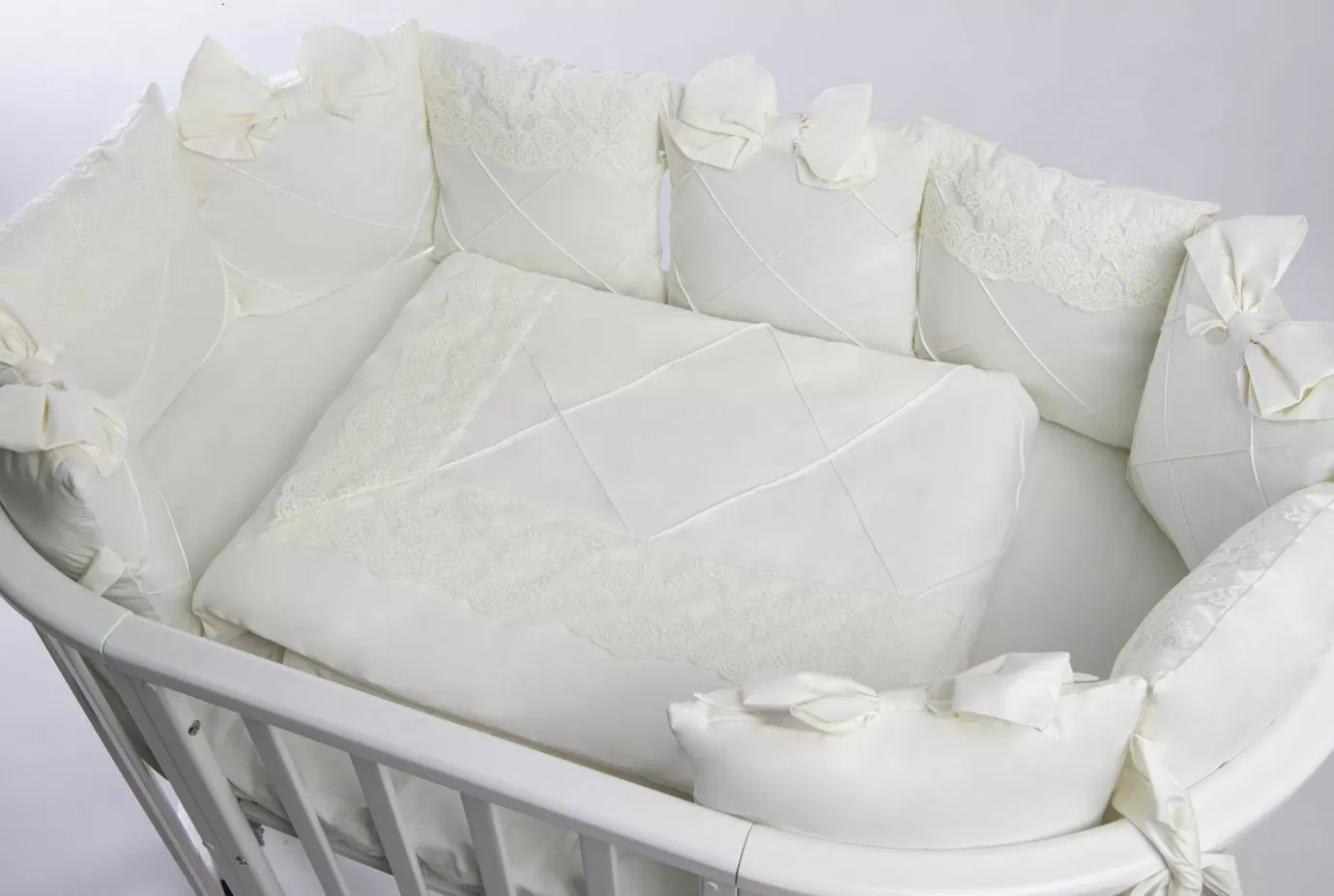 Комплект 17 предметов ""Classico" молочный сатин / кружево"