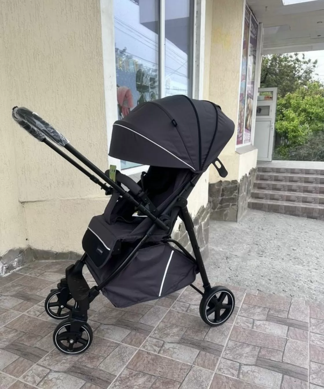 Прогулочная коляска Luxmom 3102