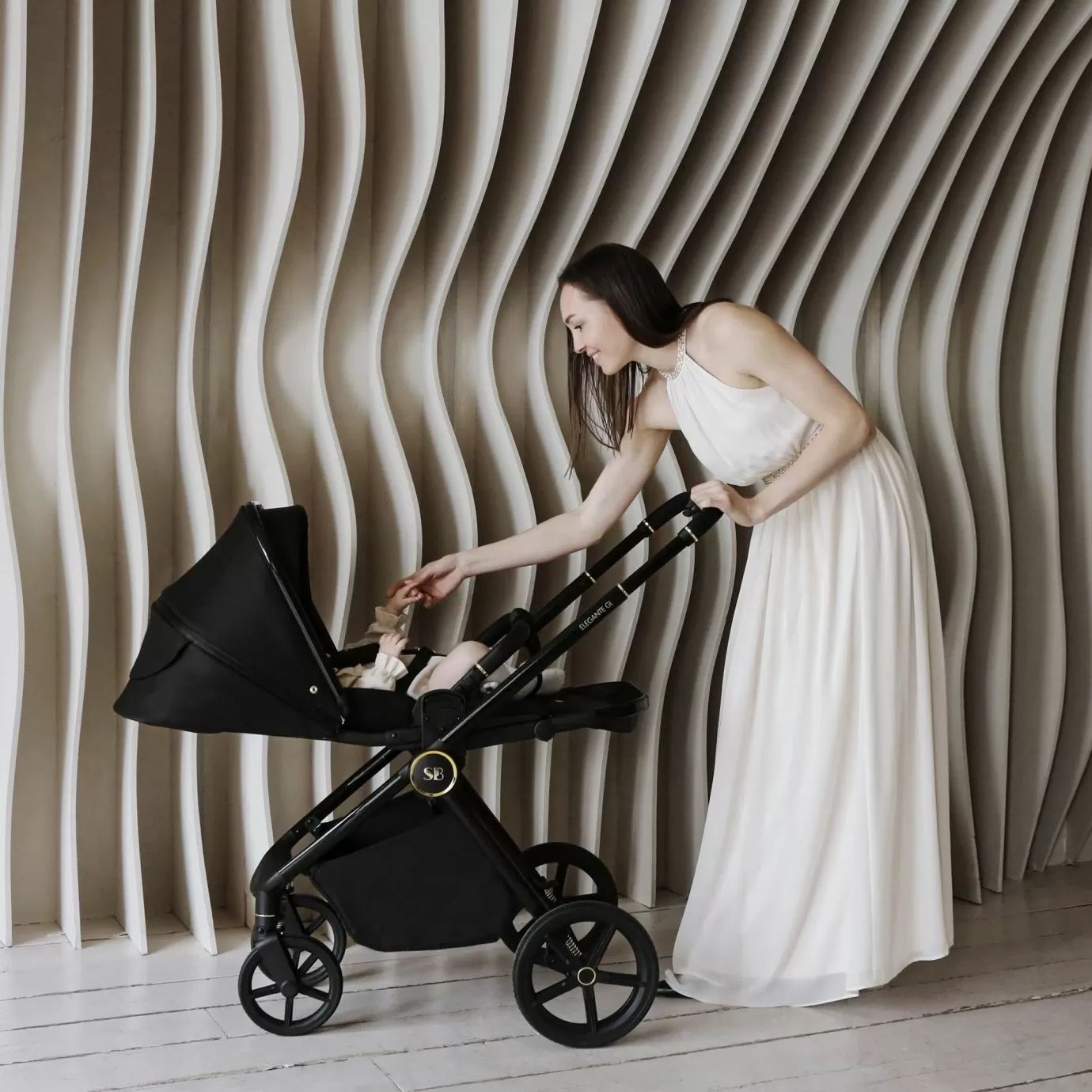 Прогулочная коляска Elegante GL Black