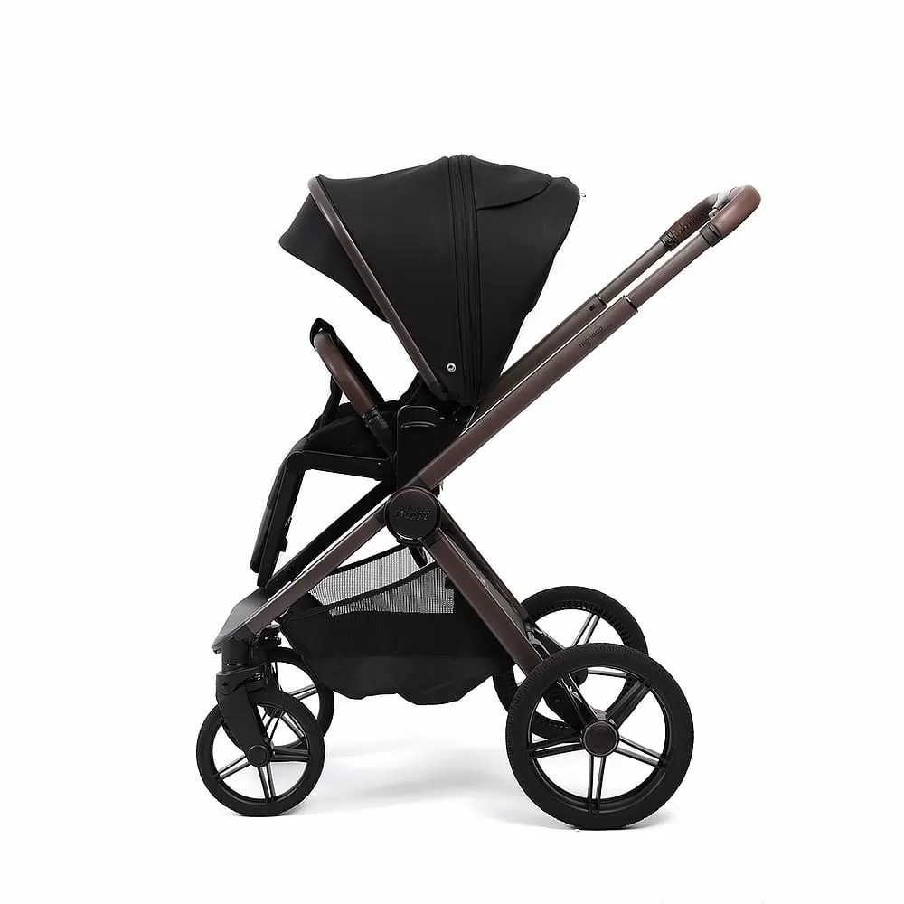 Коляска 2в1 Peppy Soho Black (рама шоколад)