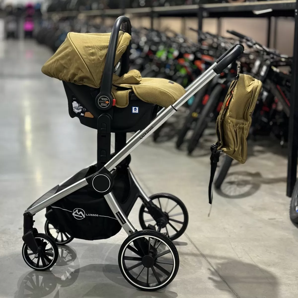 Коляска трансформер 3в1 LUXMOM 780