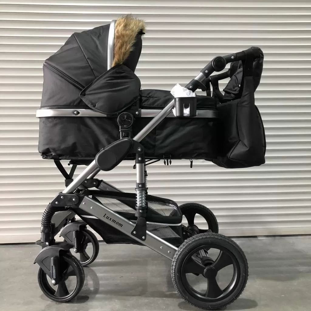 Коляска Luxmom 555 2 в 1 черная
