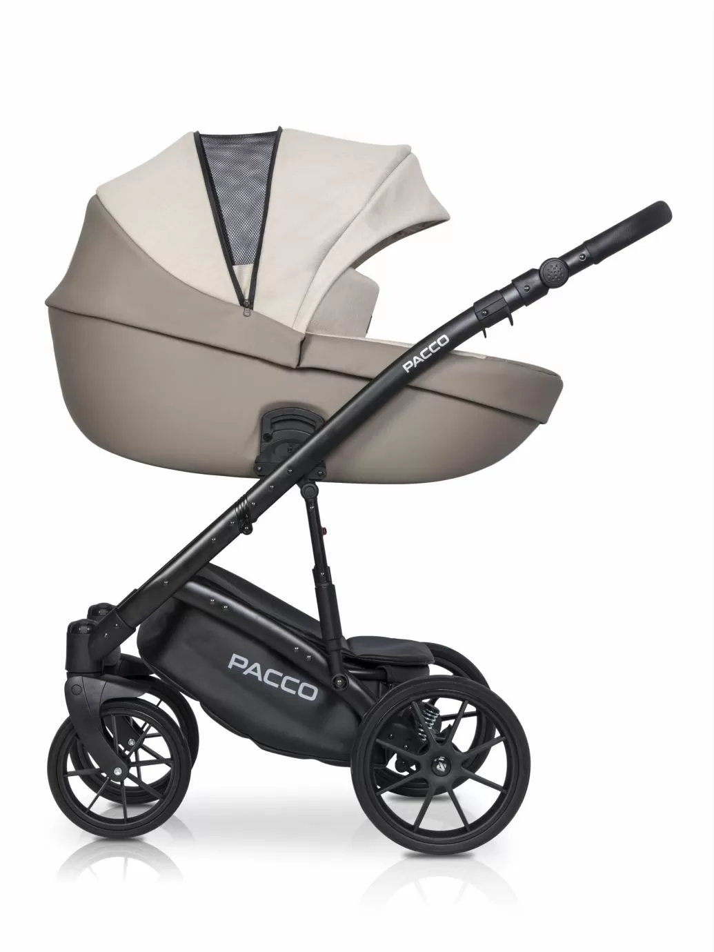 Коляска Riko Basic Pacco