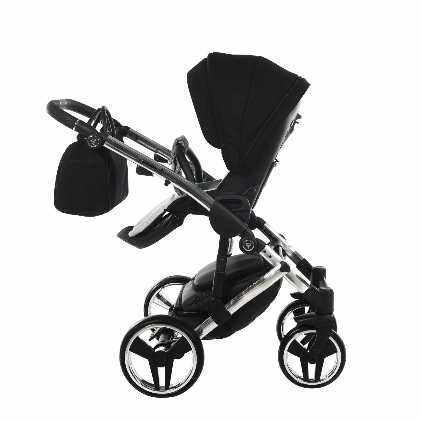 Коляска Junama Diamond Special V3 black