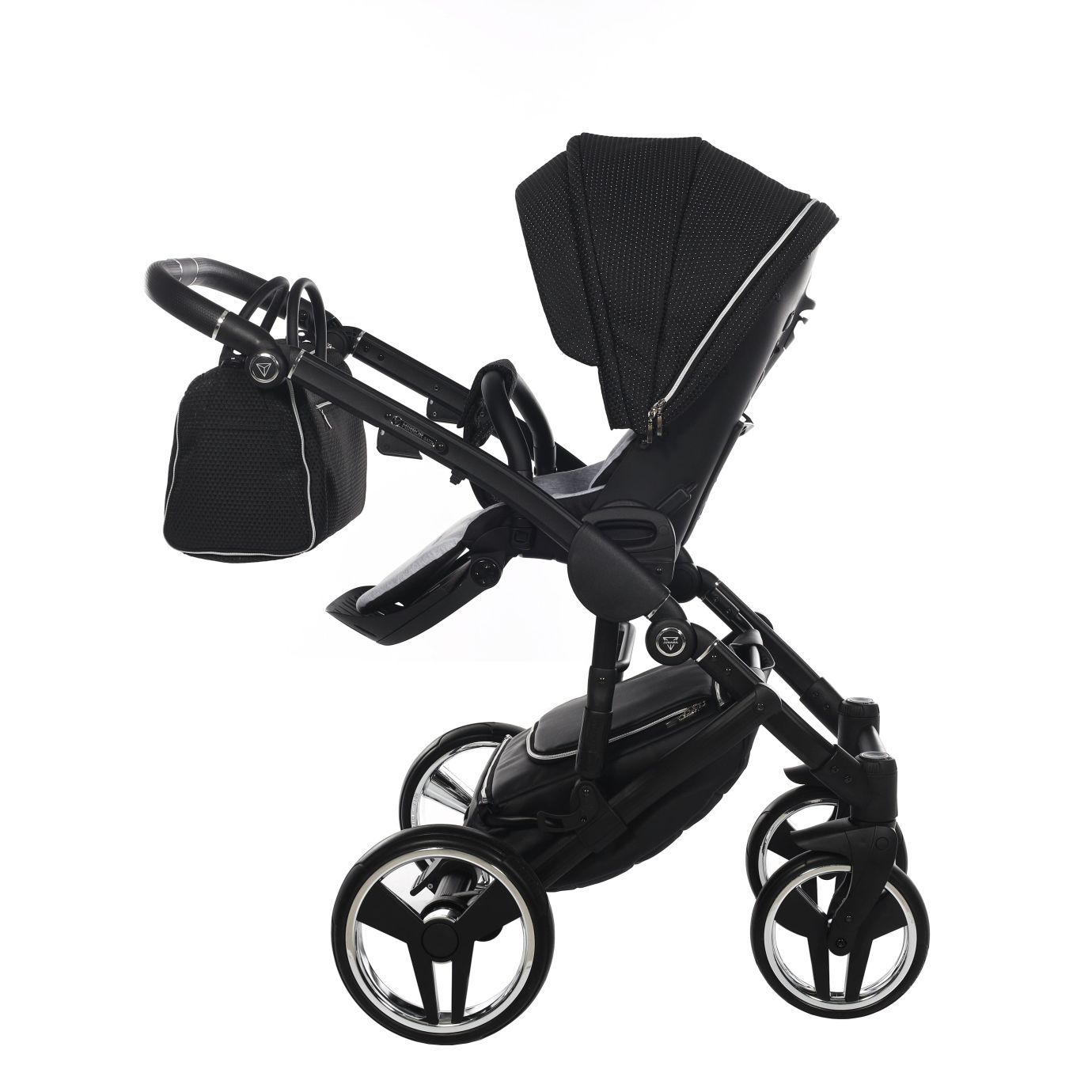 Коляска Junama Mirror Satin V2