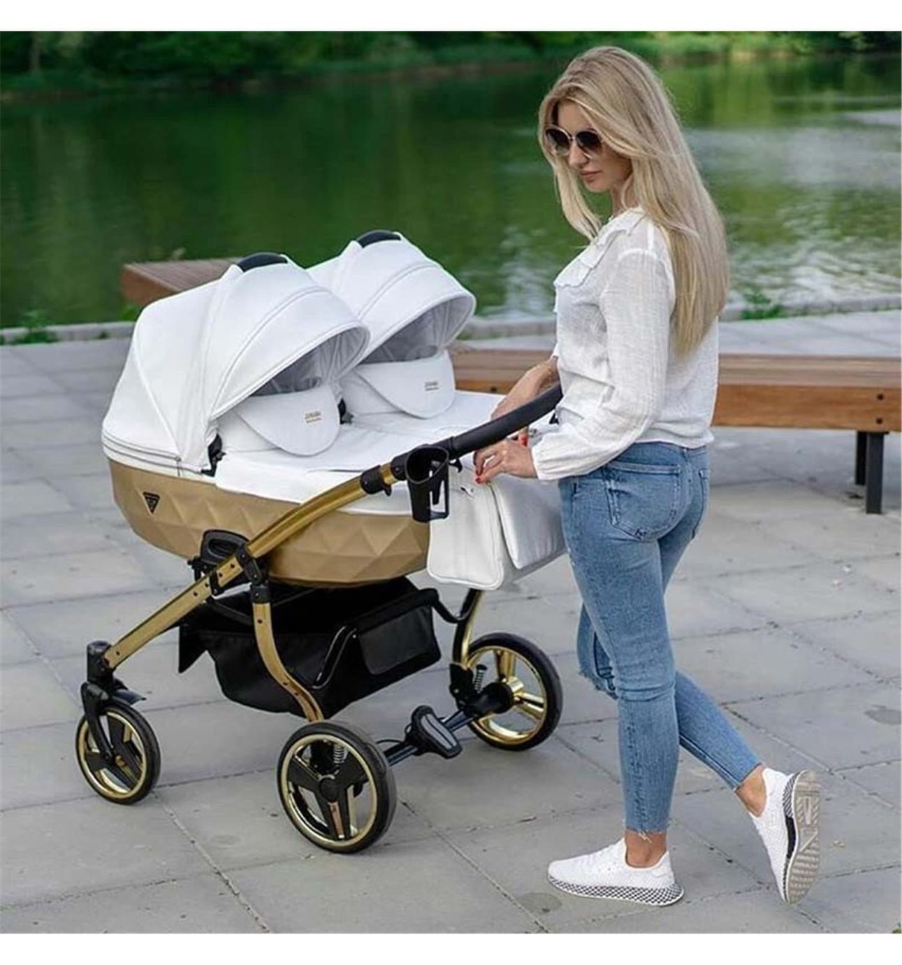 Коляска для двойни Junama Mirror Satin Duo