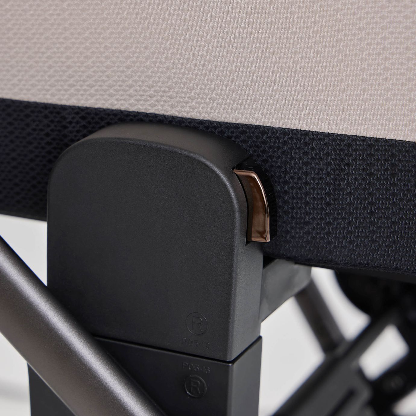 Коляска Sweet Baby Ricci Capuccino (надувные колеса)