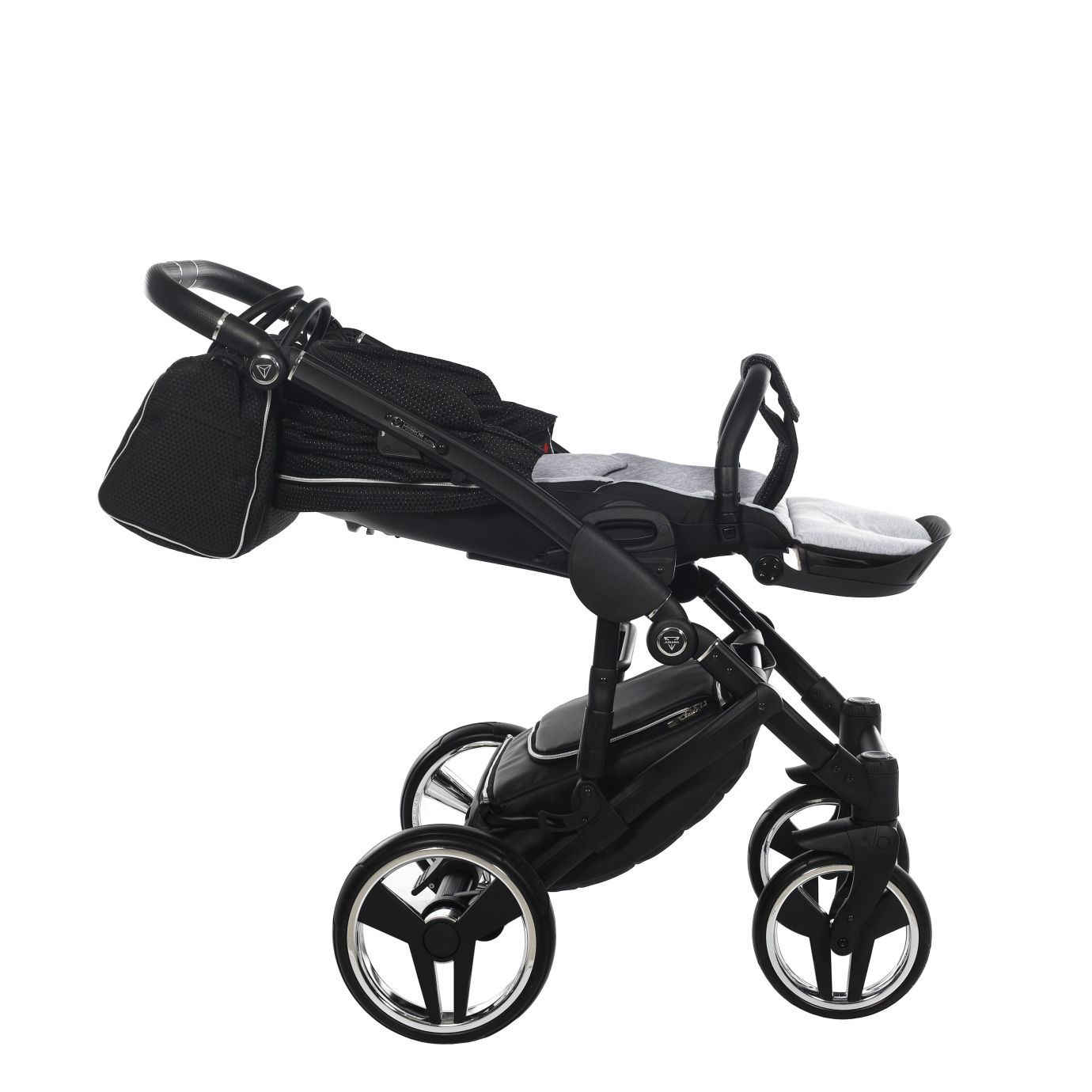 Коляска Junama Mirror Satin V2