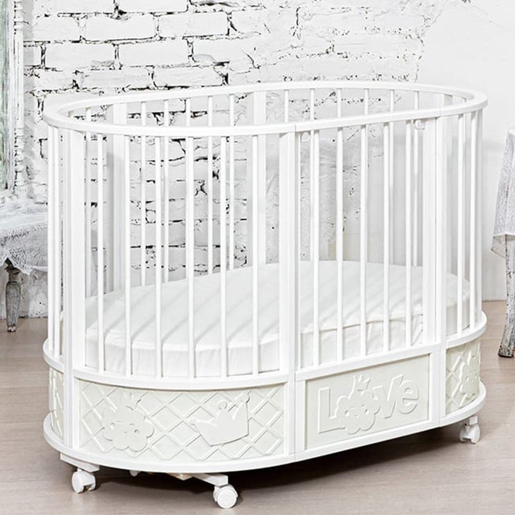 Кроватка с маятником (декор принц и принцесса)