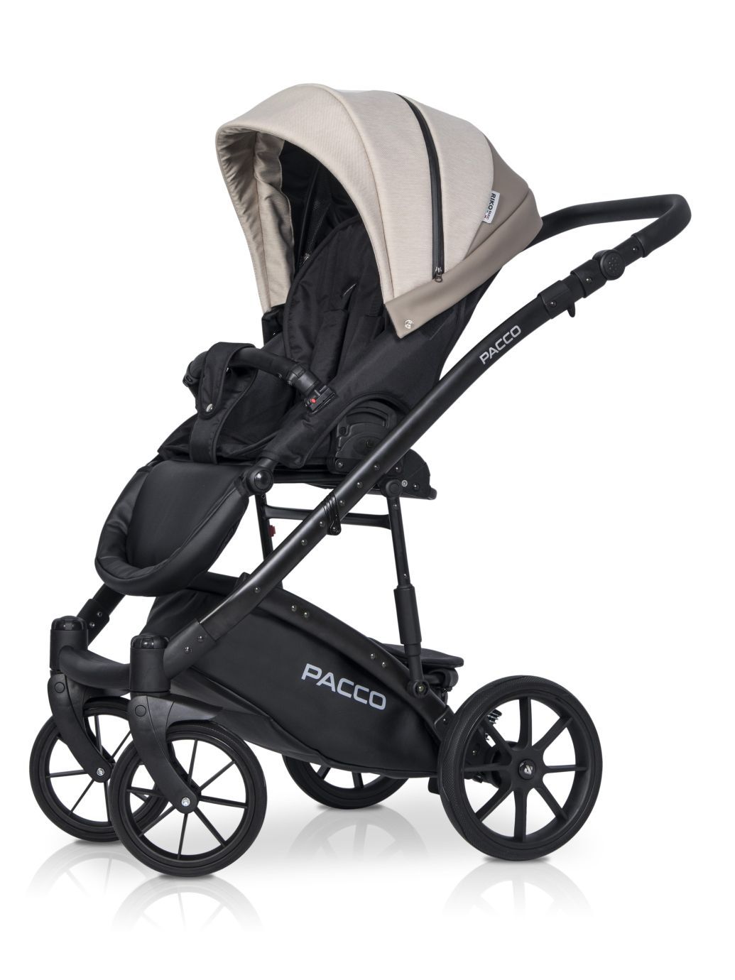 Коляска Riko Basic Pacco