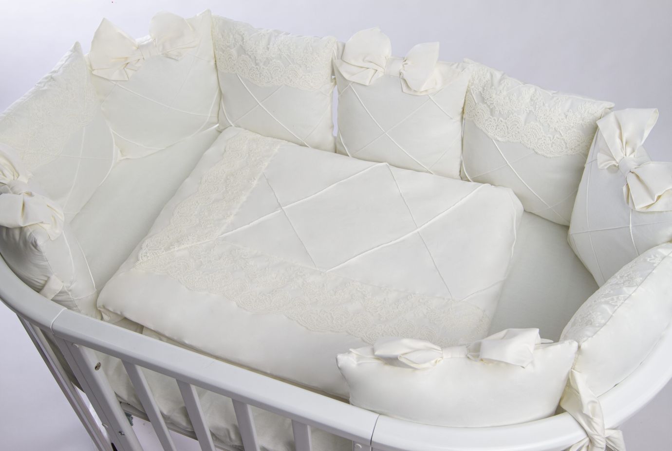 Комплект 17 предметов ""Classico" молочный сатин / кружево"