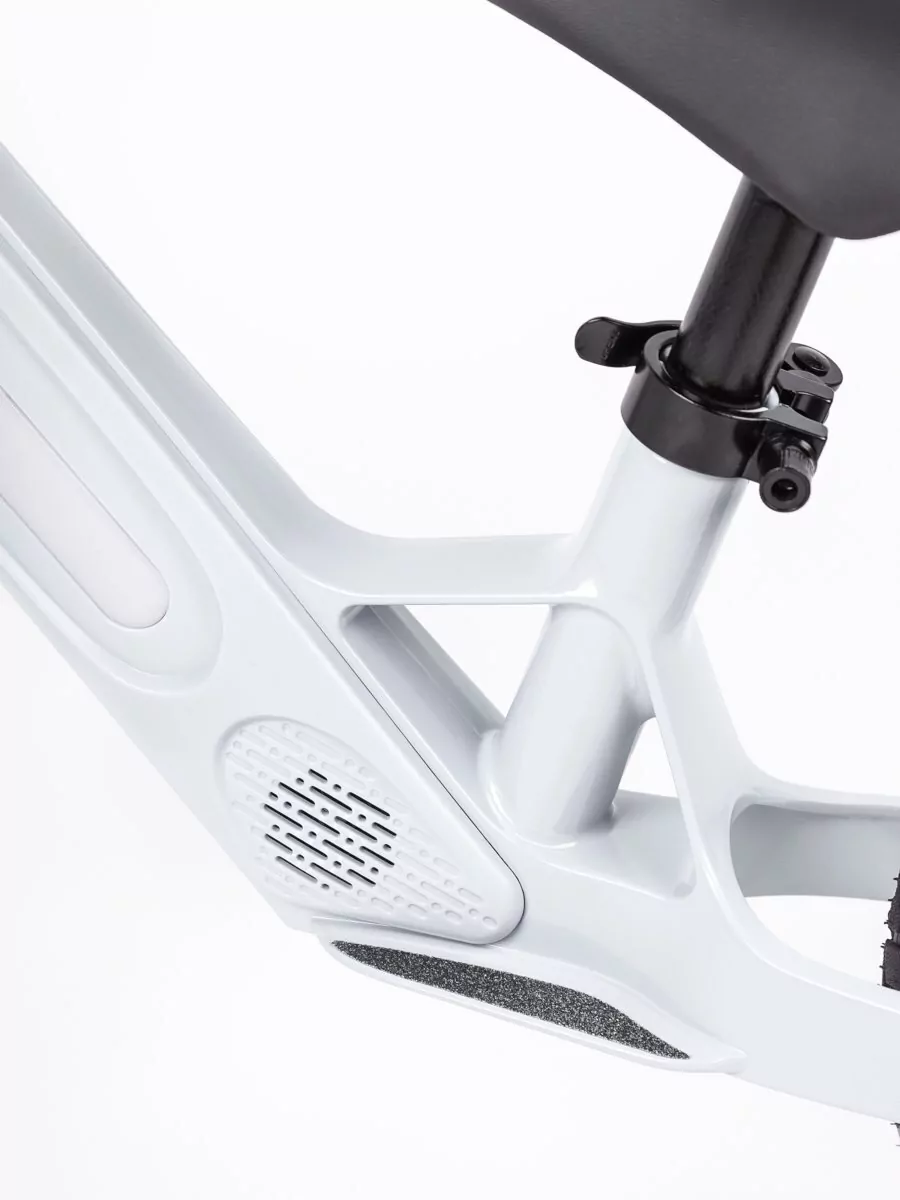 Двухколесный беговел Tune