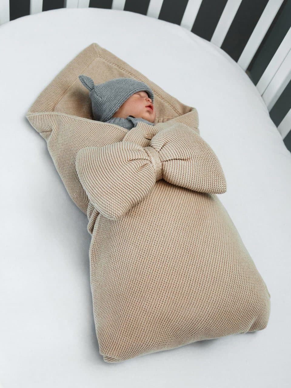 Конверт вязаный утепленный на выписку, 85см.