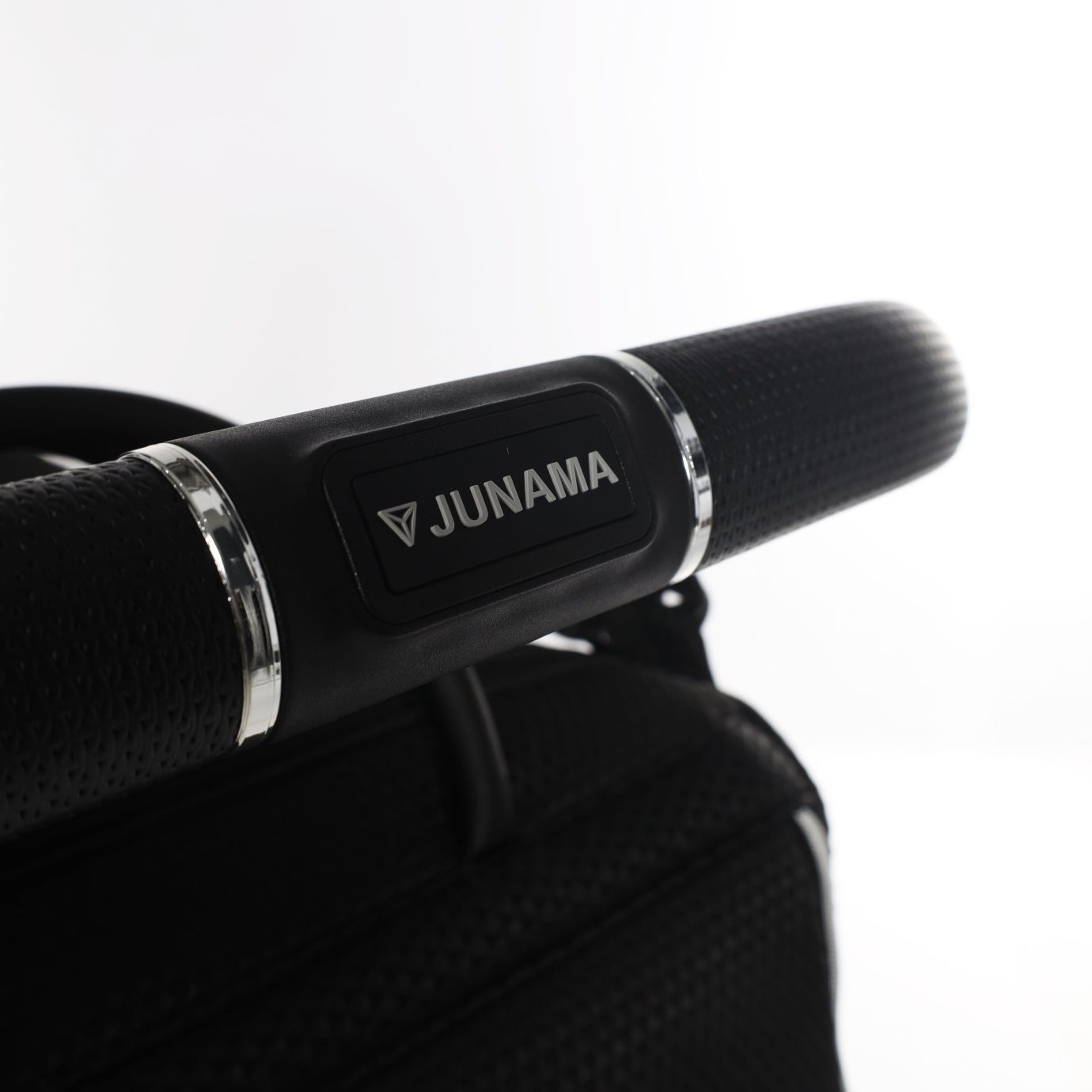 Коляска Junama Mirror Satin V2