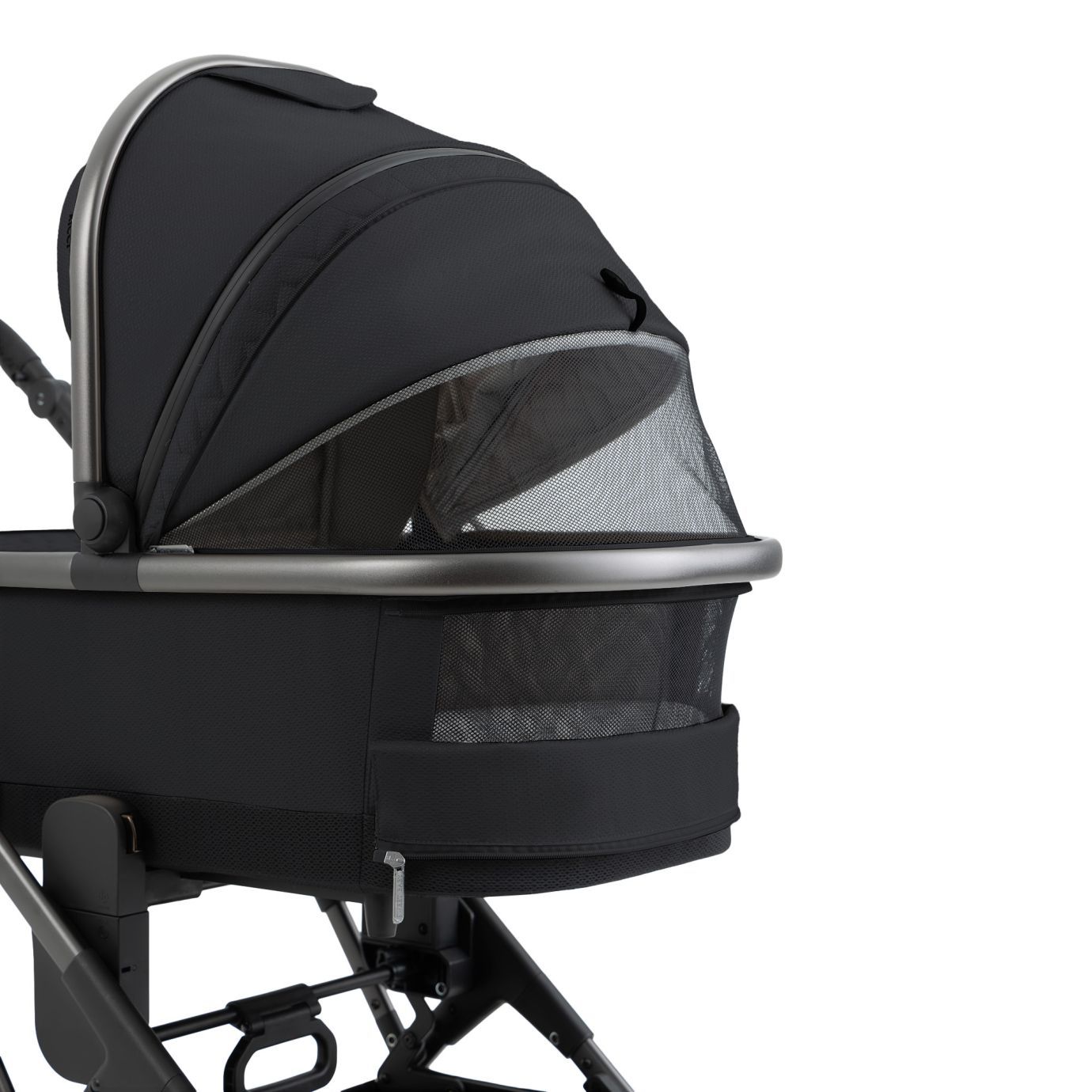 Коляска Sweet Baby Ricci Black (надувные колеса)