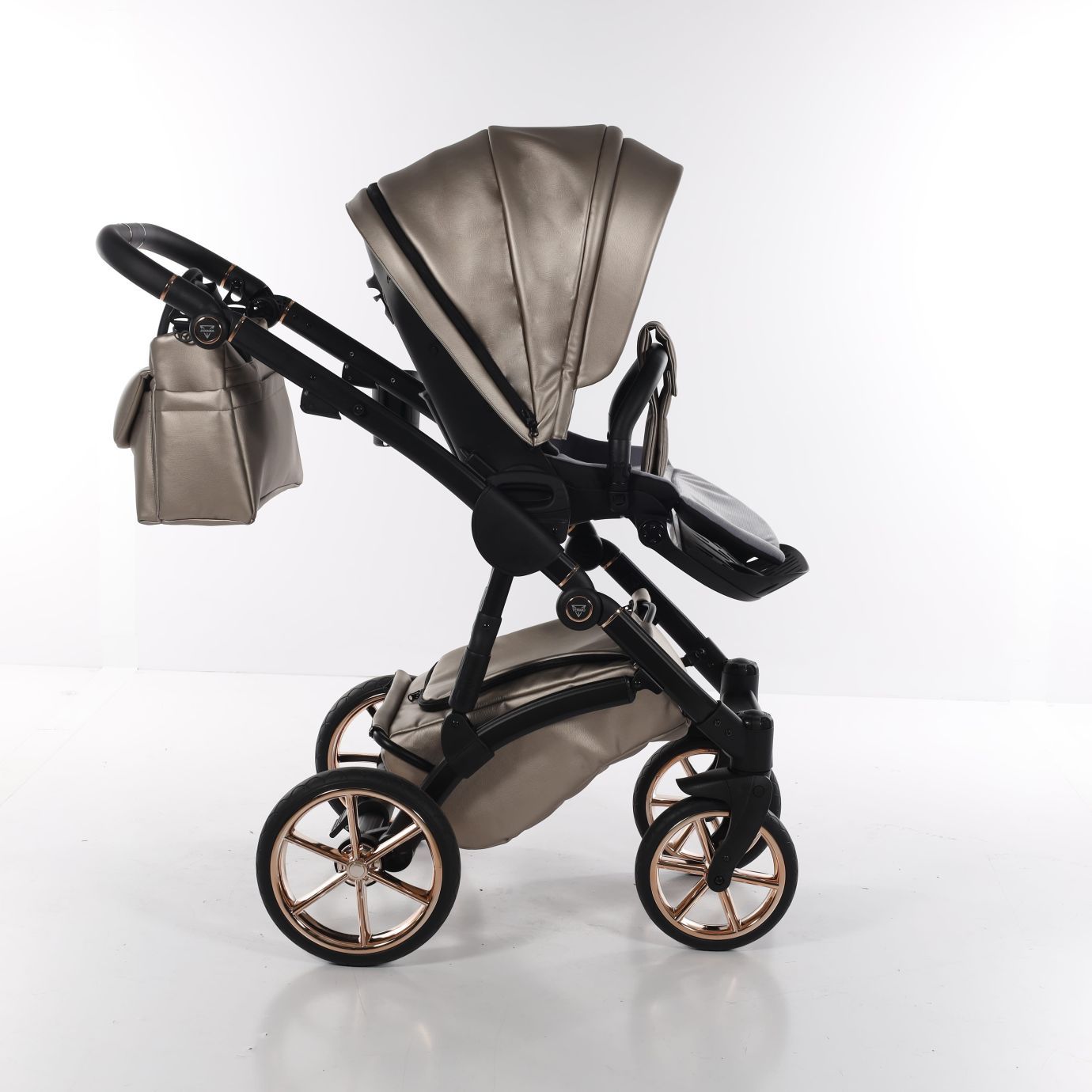 Коляска junama termo line ecco