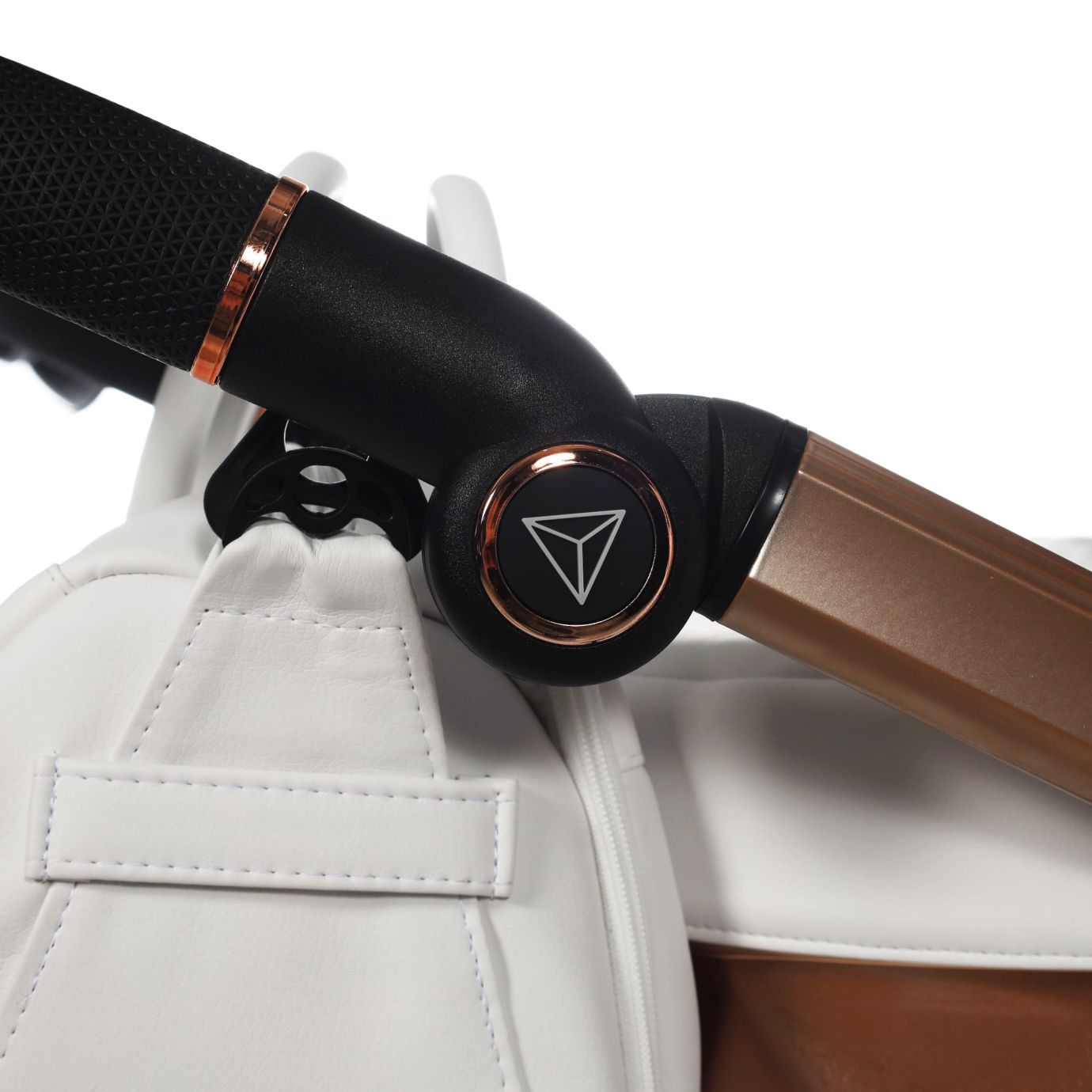 Коляска Junama Glow V2