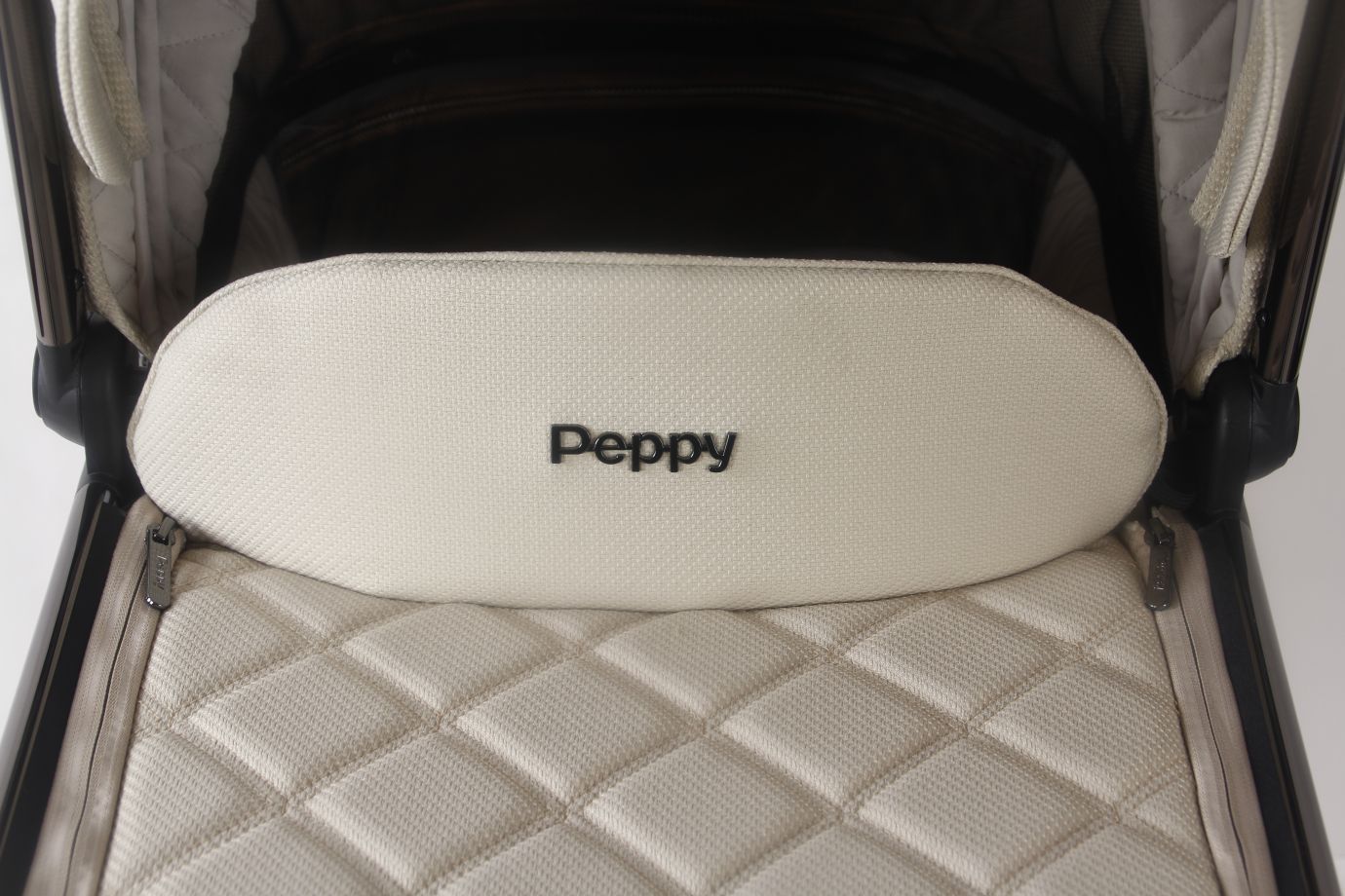 Коляска детская Peppy Monaco