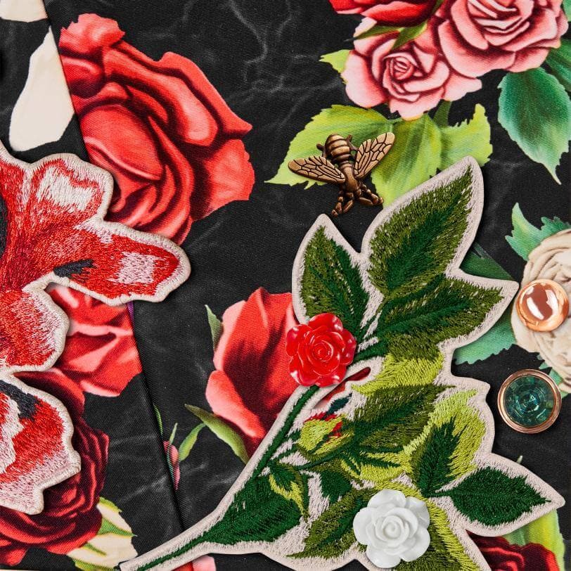 Прогулочная коляска Cybex Priam III FE Spring Blossom Dark