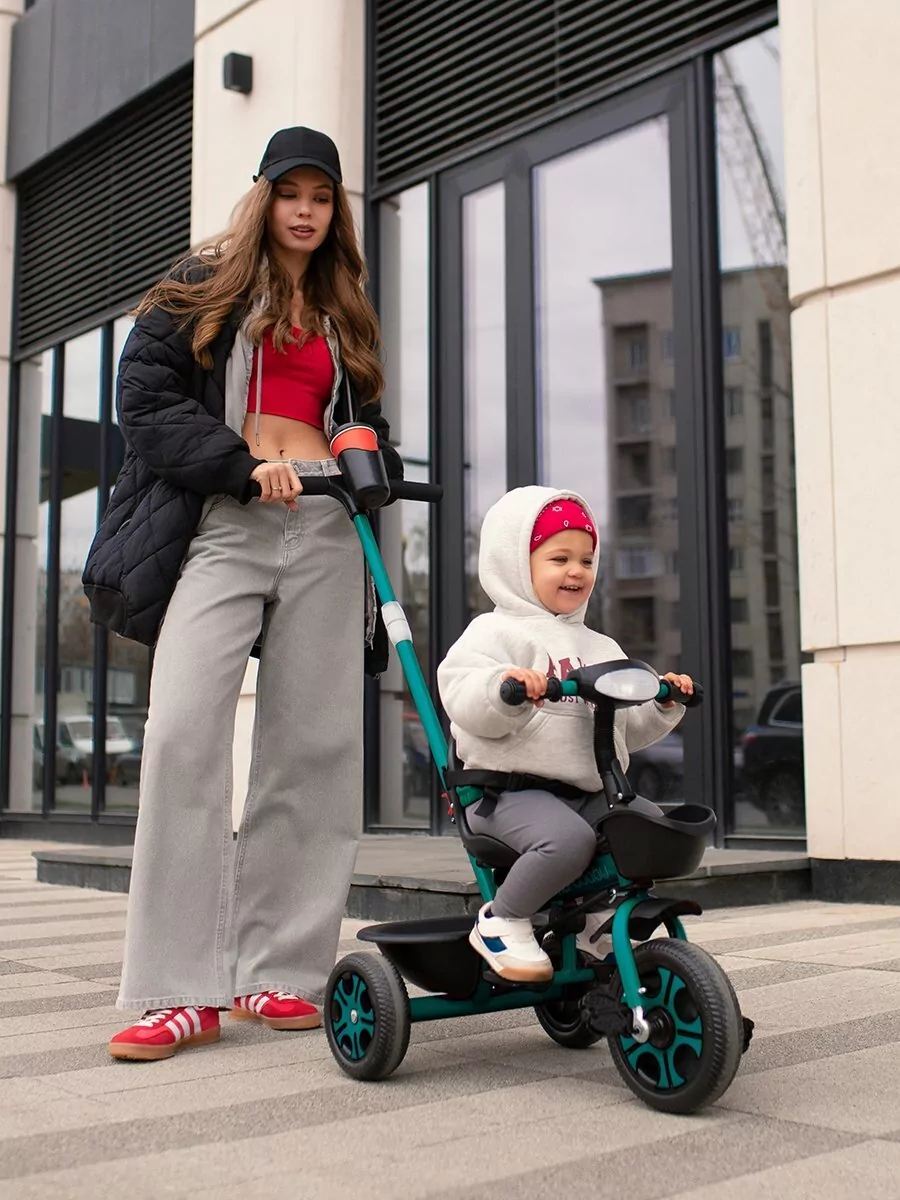 Велосипед детский трехколесный с ручкой Legend