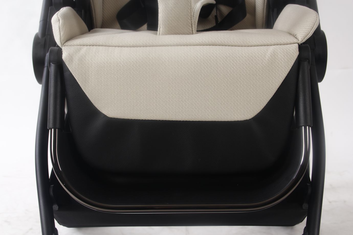 Коляска детская Peppy Monaco