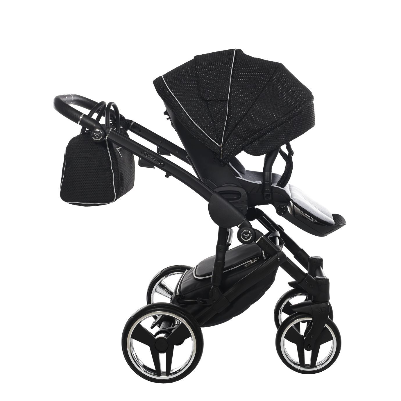 Коляска Junama Mirror Satin V2