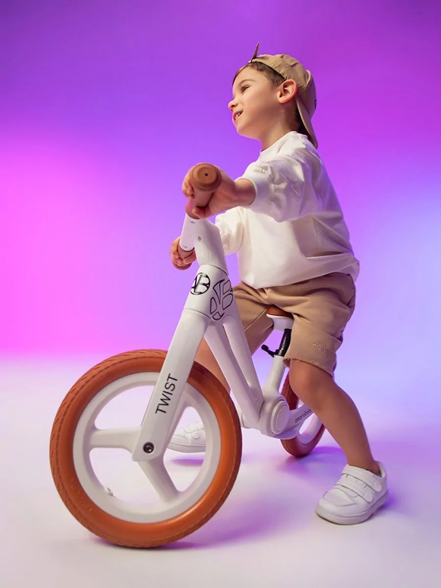 Двухколесный беговел Twist