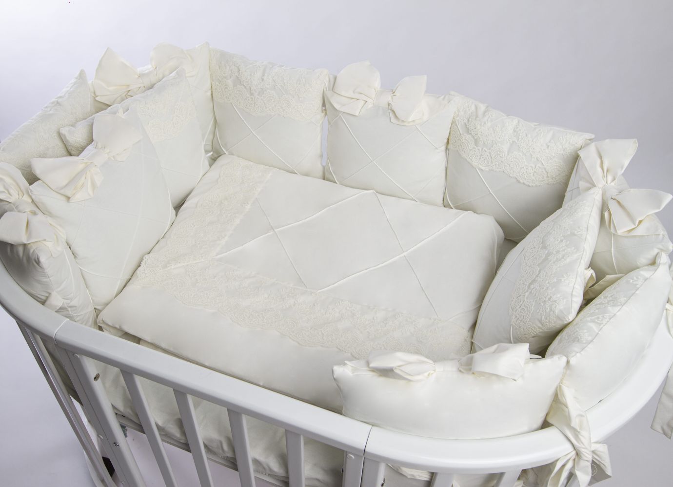 Комплект 17 предметов ""Classico" молочный сатин / кружево"