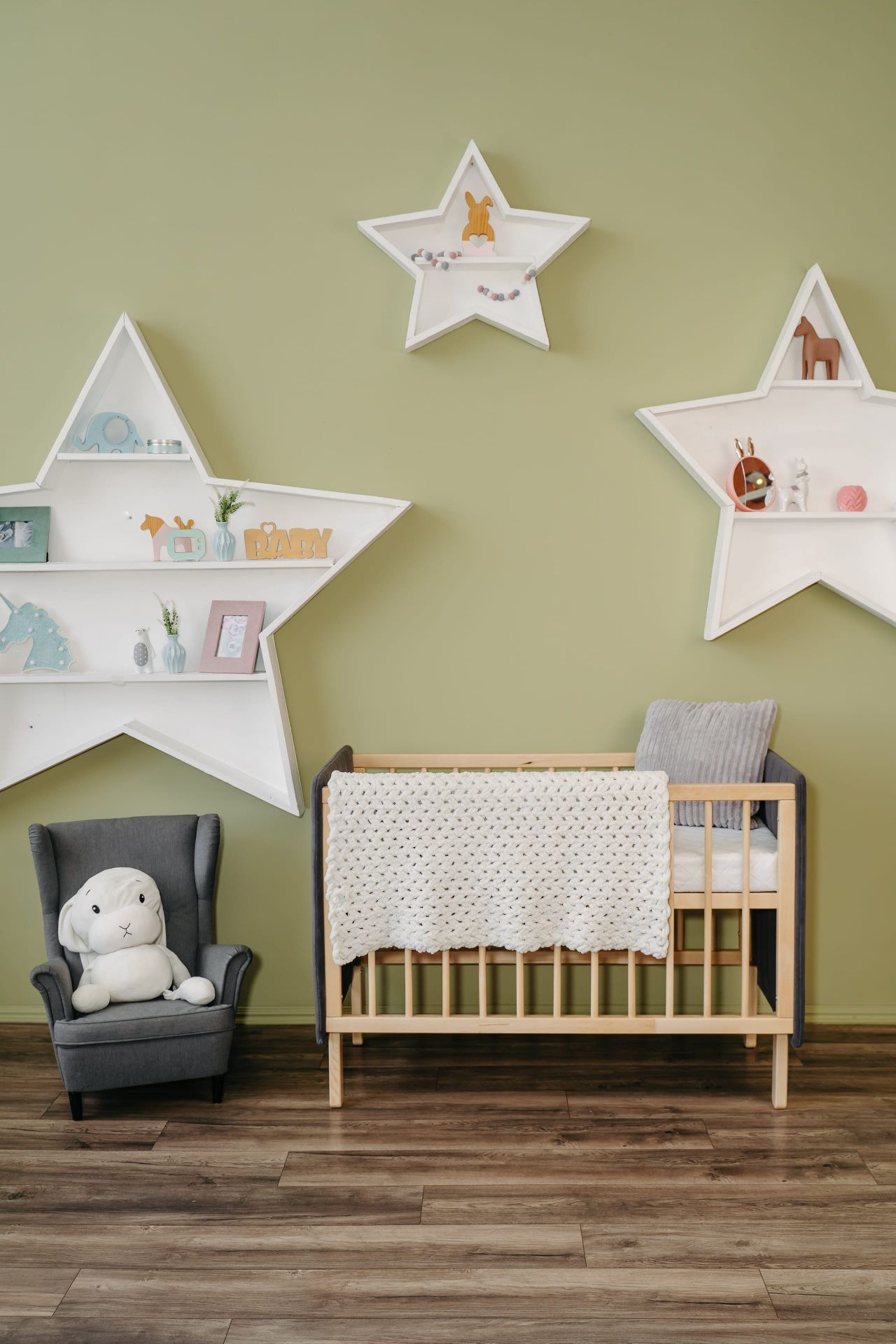 Кроватка Софт графит с опускающейся стенкой