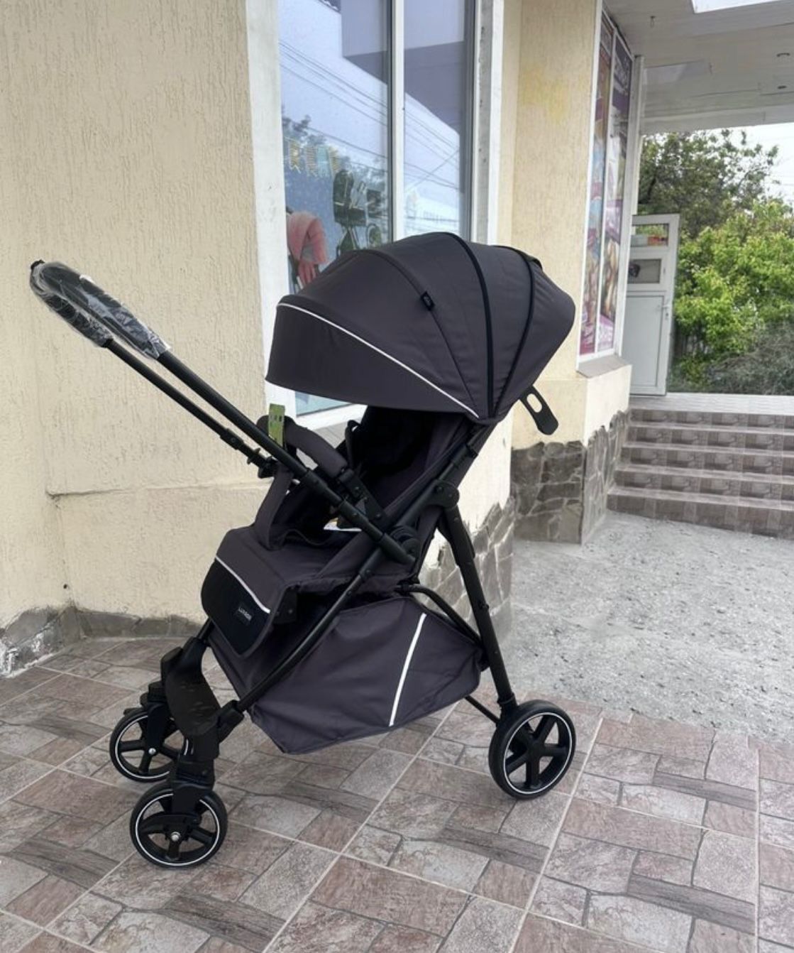 Прогулочная коляска Luxmom 3102