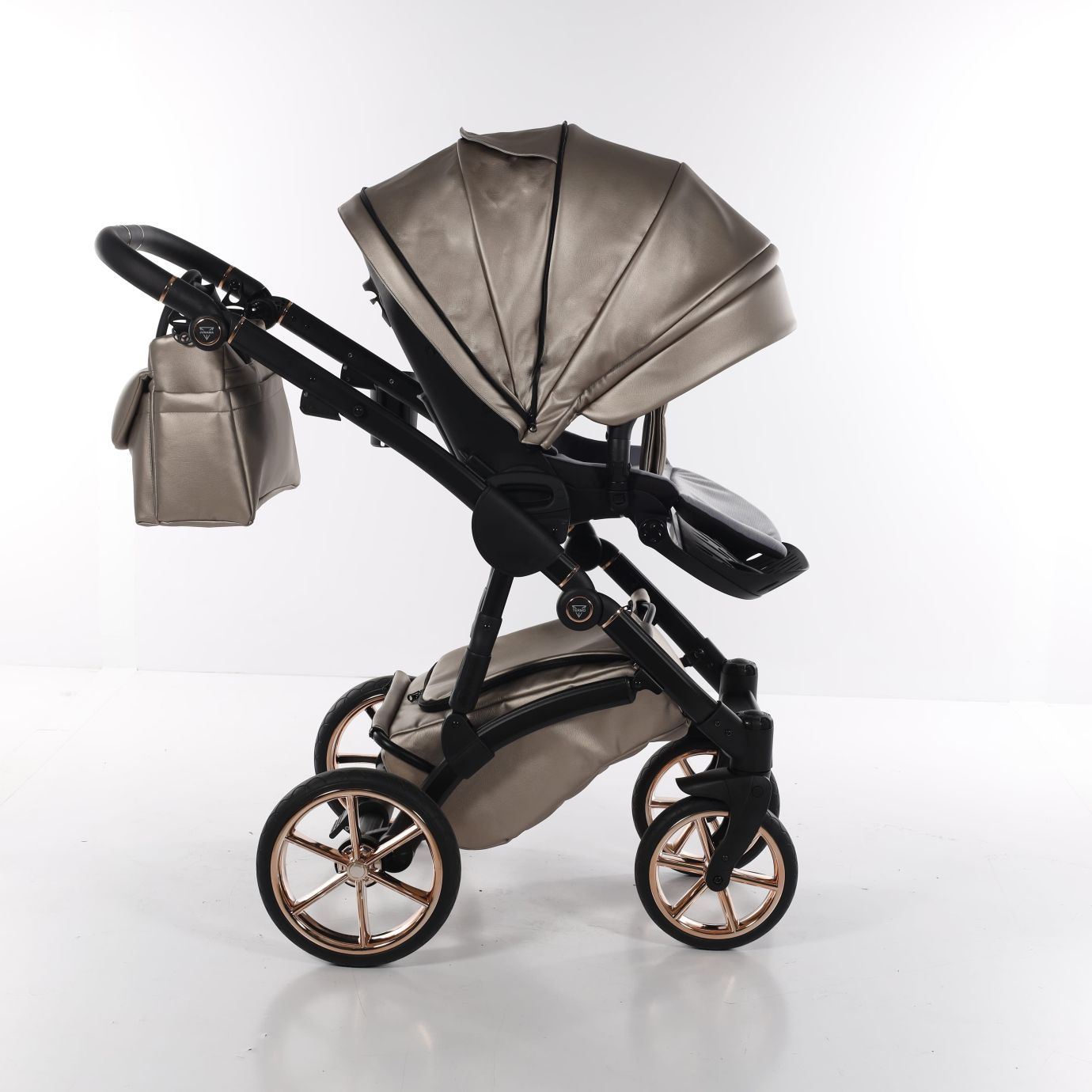 Коляска junama termo line ecco