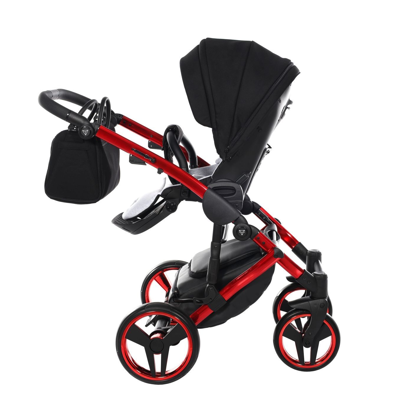 Коляска Junama Diamond Individual V3 red