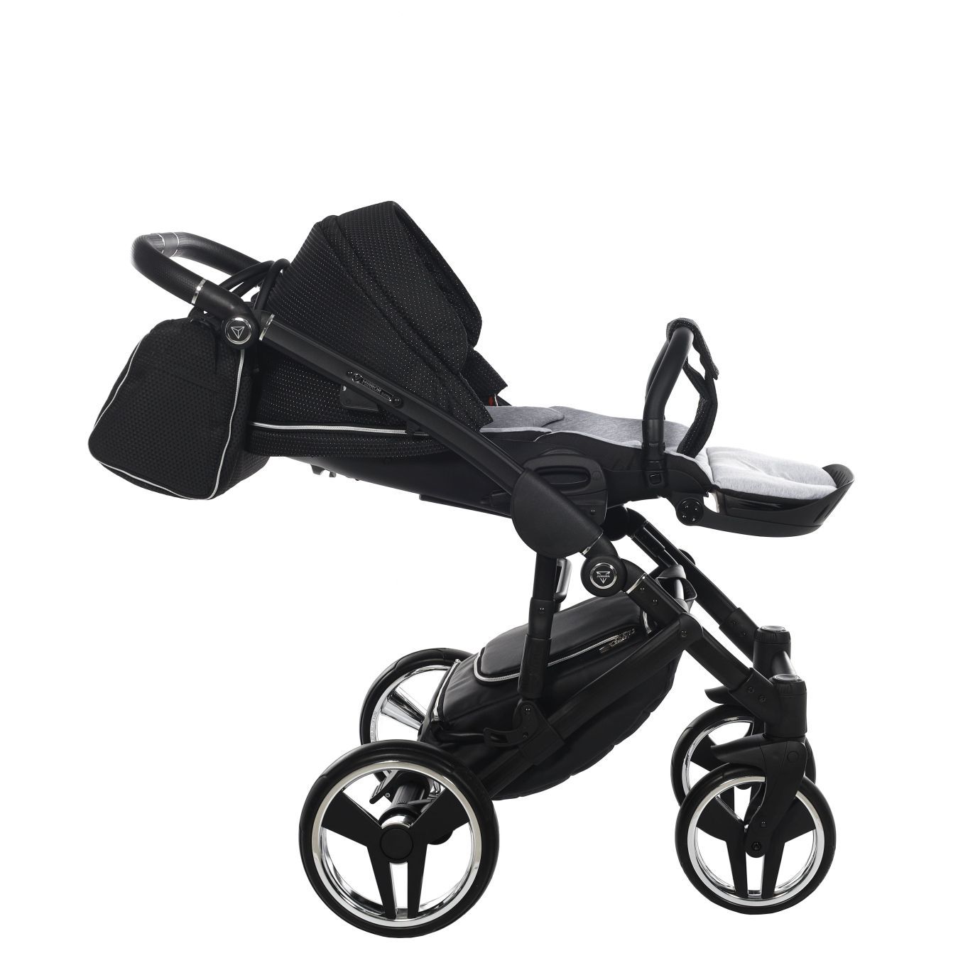 Коляска Junama Mirror Satin V2