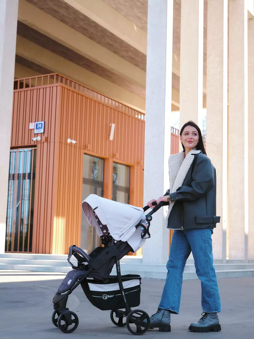 Коляска прогулочная Rant Kira Star