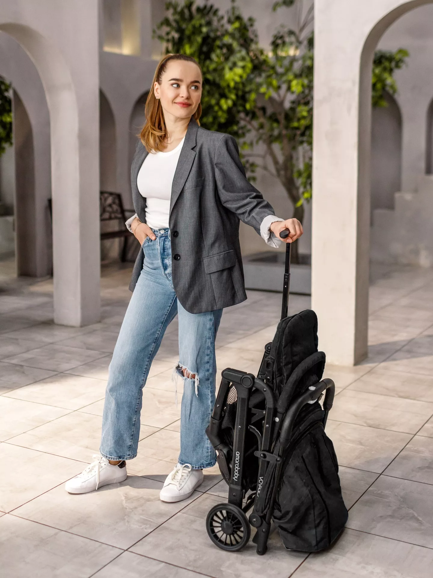 Прогулочная коляска VOYAGER