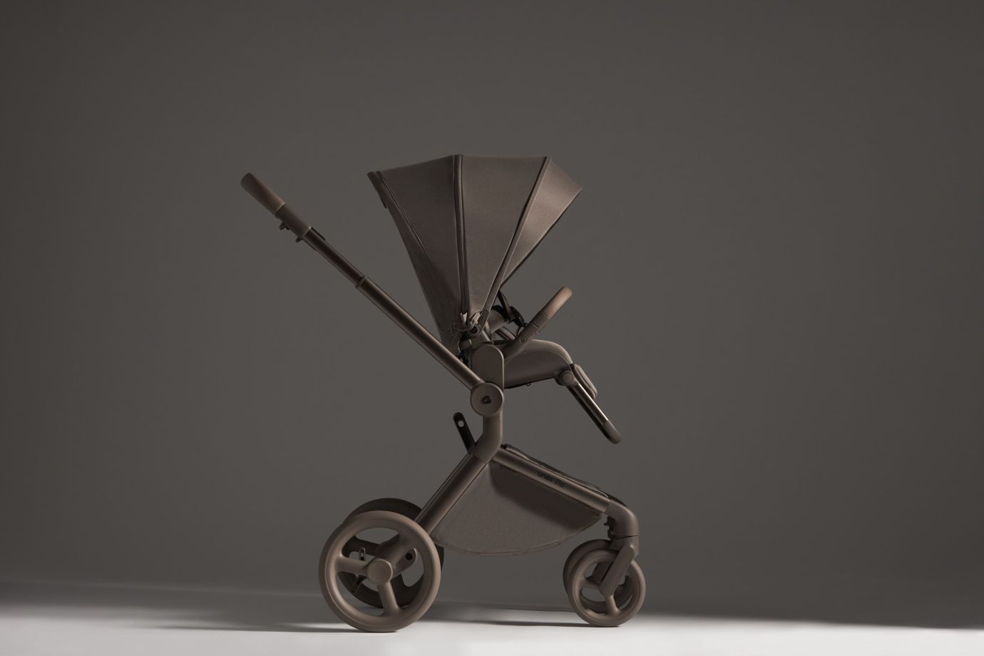 Коляска Anex Flo Yuki