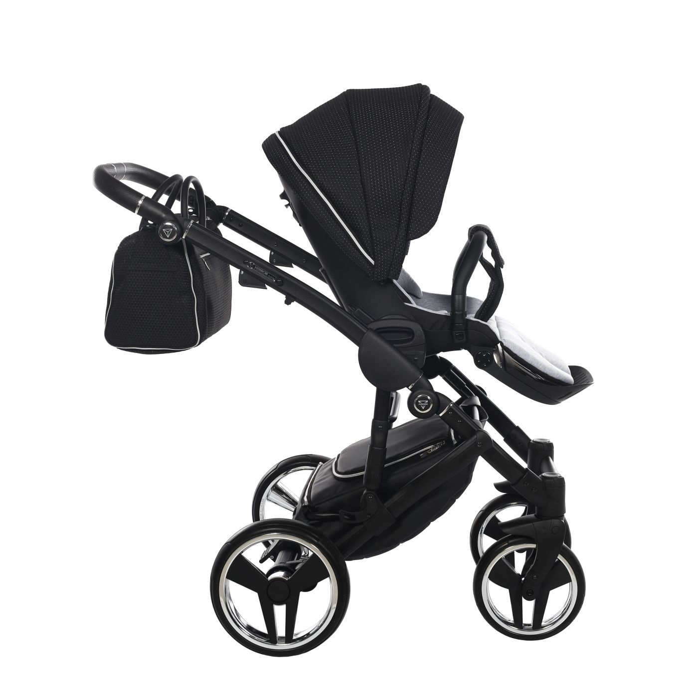 Коляска Junama Mirror Satin V2