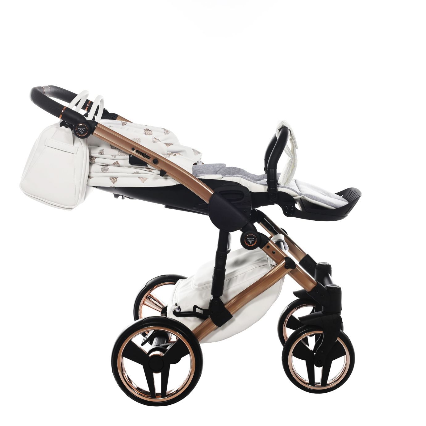 Коляска Junama Glow V2