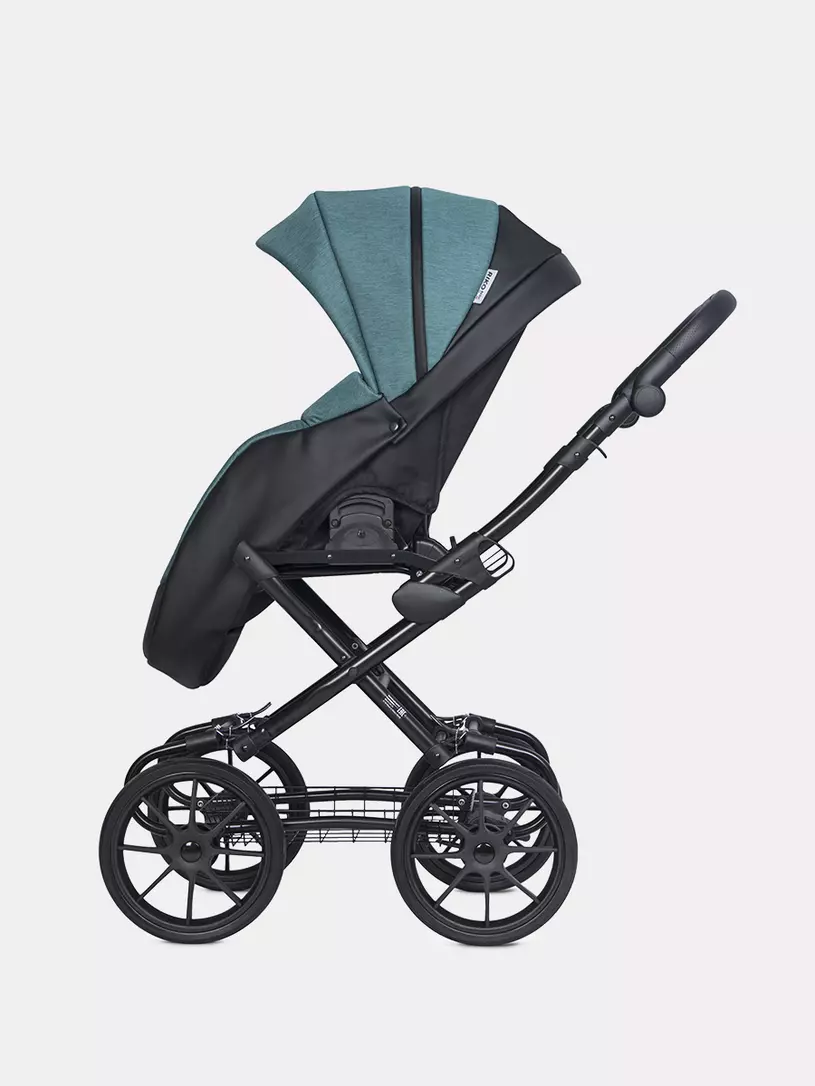 Коляска универсальная 2 в 1 Riko Basic Pacco Classic