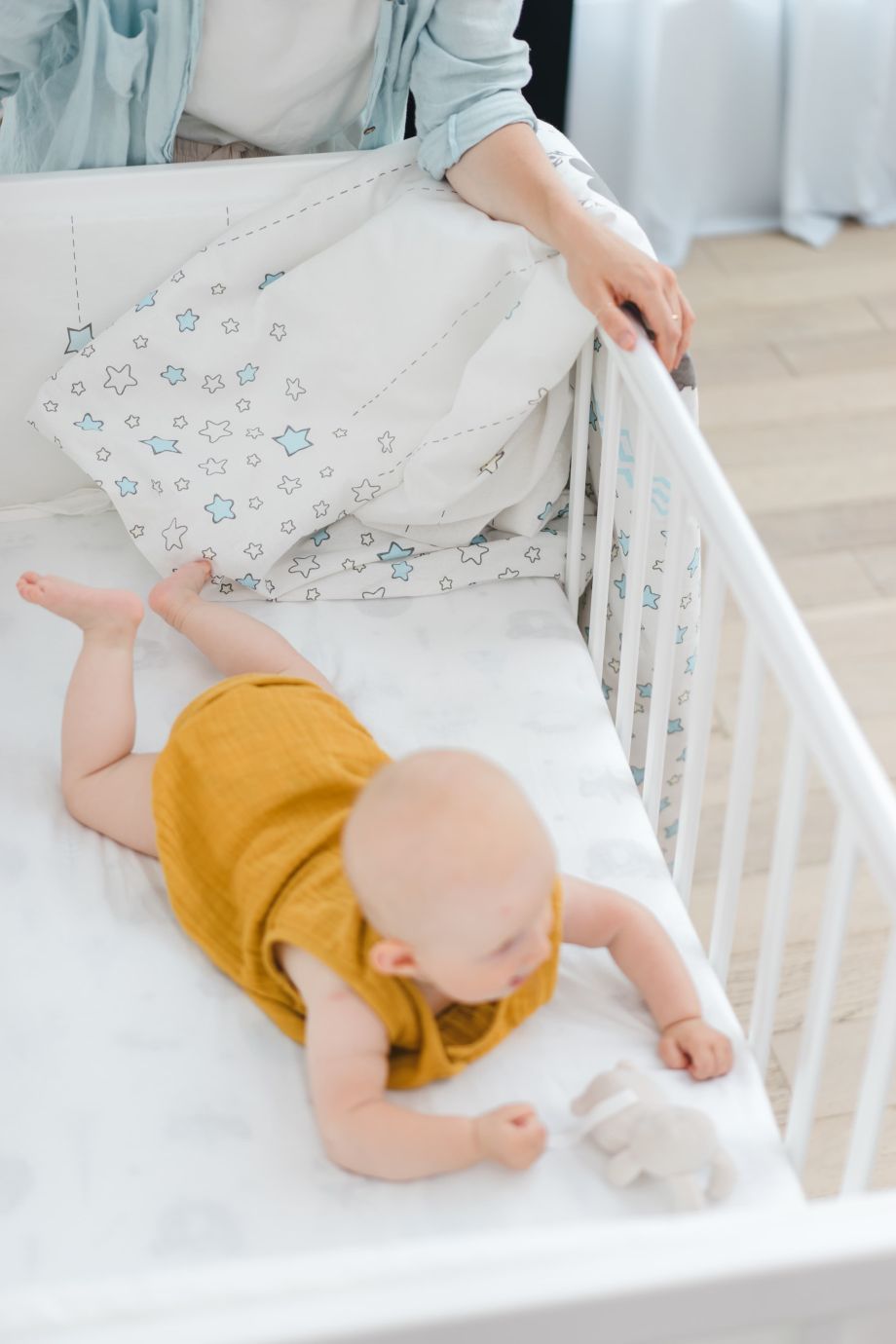 Кроватка Indy (Lilla) c маятником