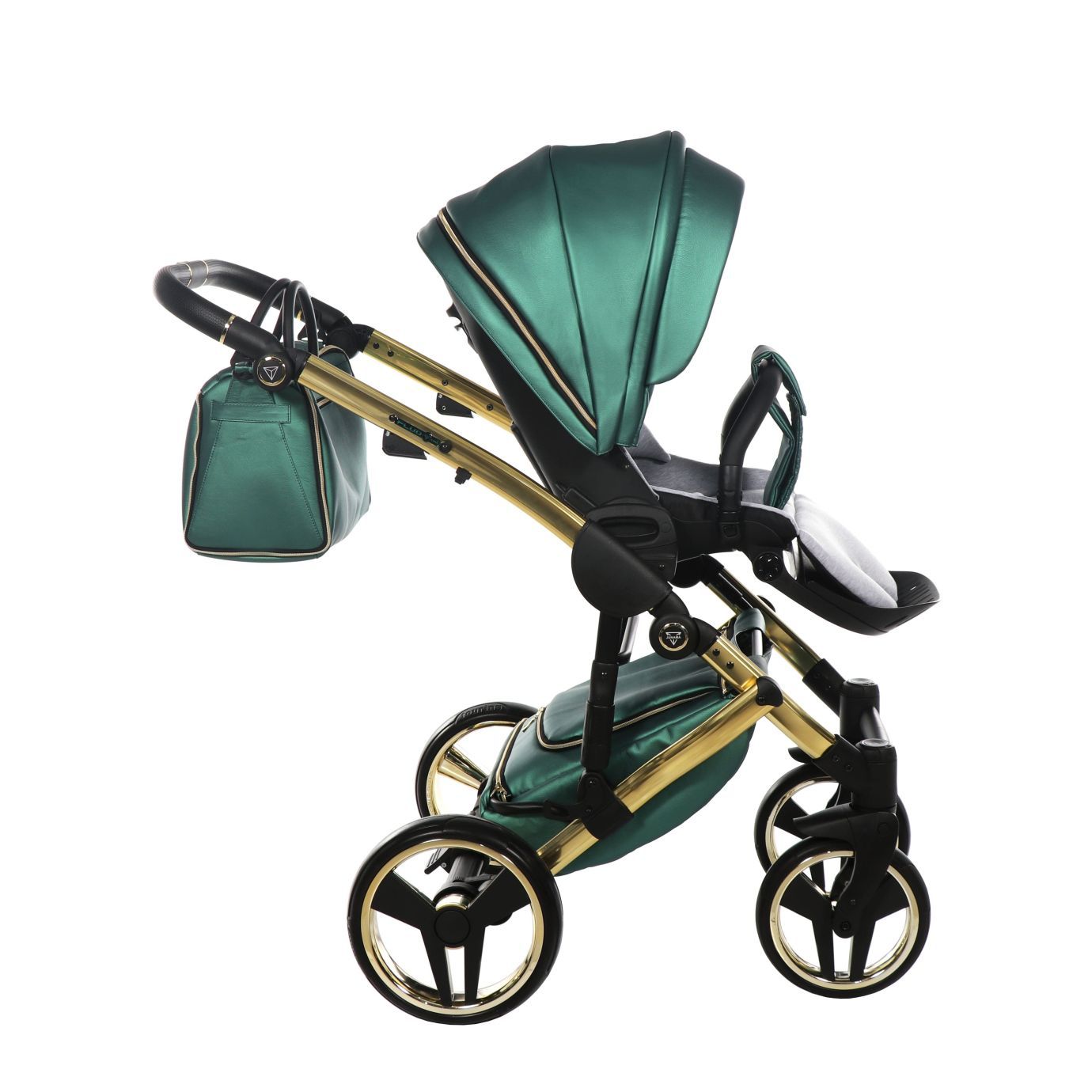 Коляска Junama fluo line V3