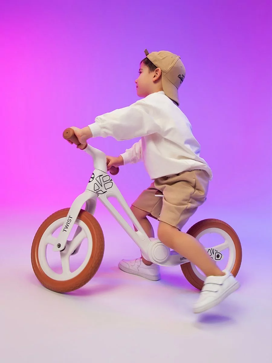 Двухколесный беговел Twist