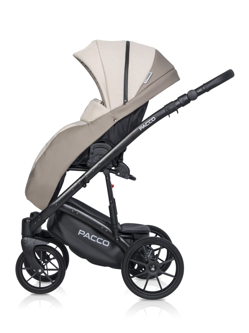 Коляска Riko Basic Pacco