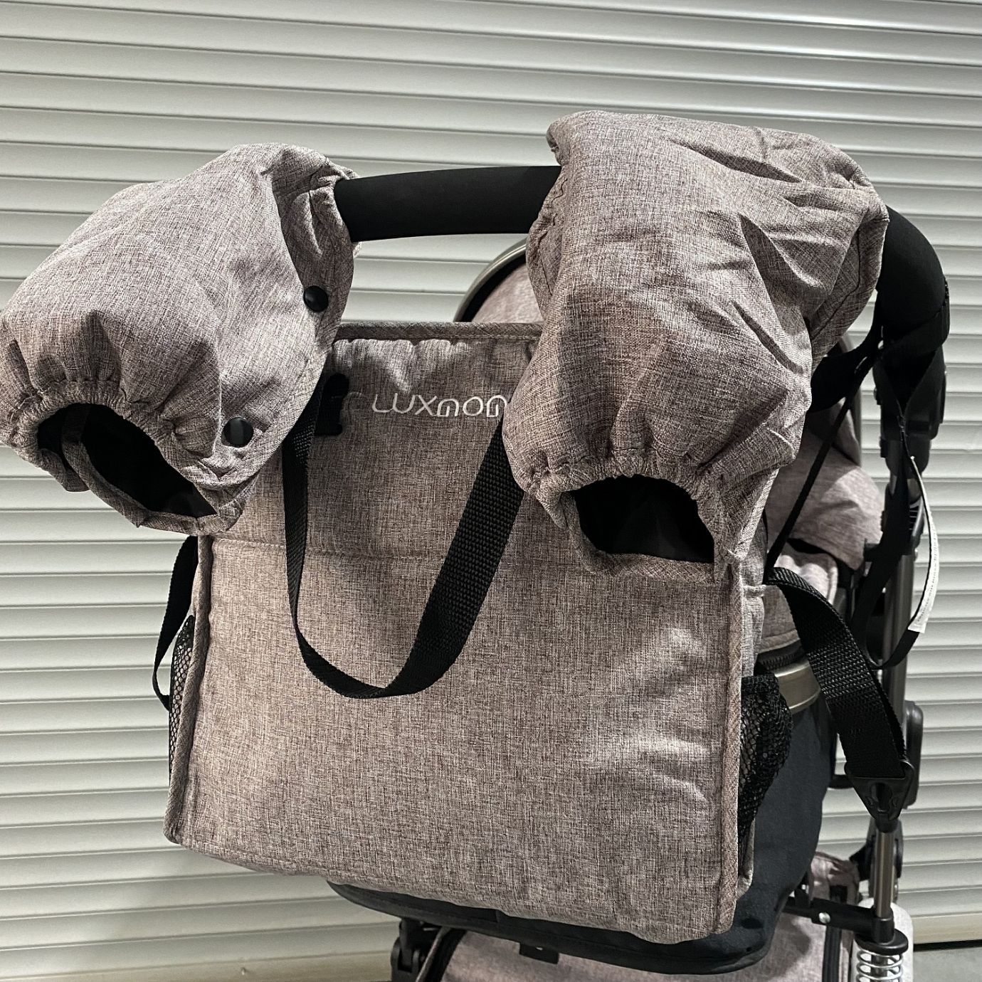 Коляска-трансформер 3в1 LUXMOM 555 Коричневый