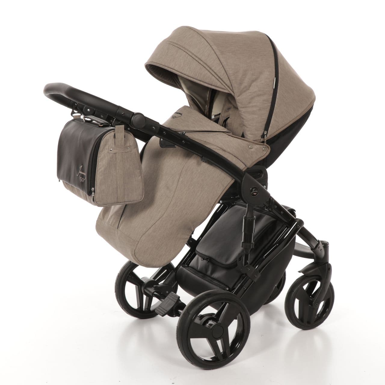 Коляска Junama Diamond