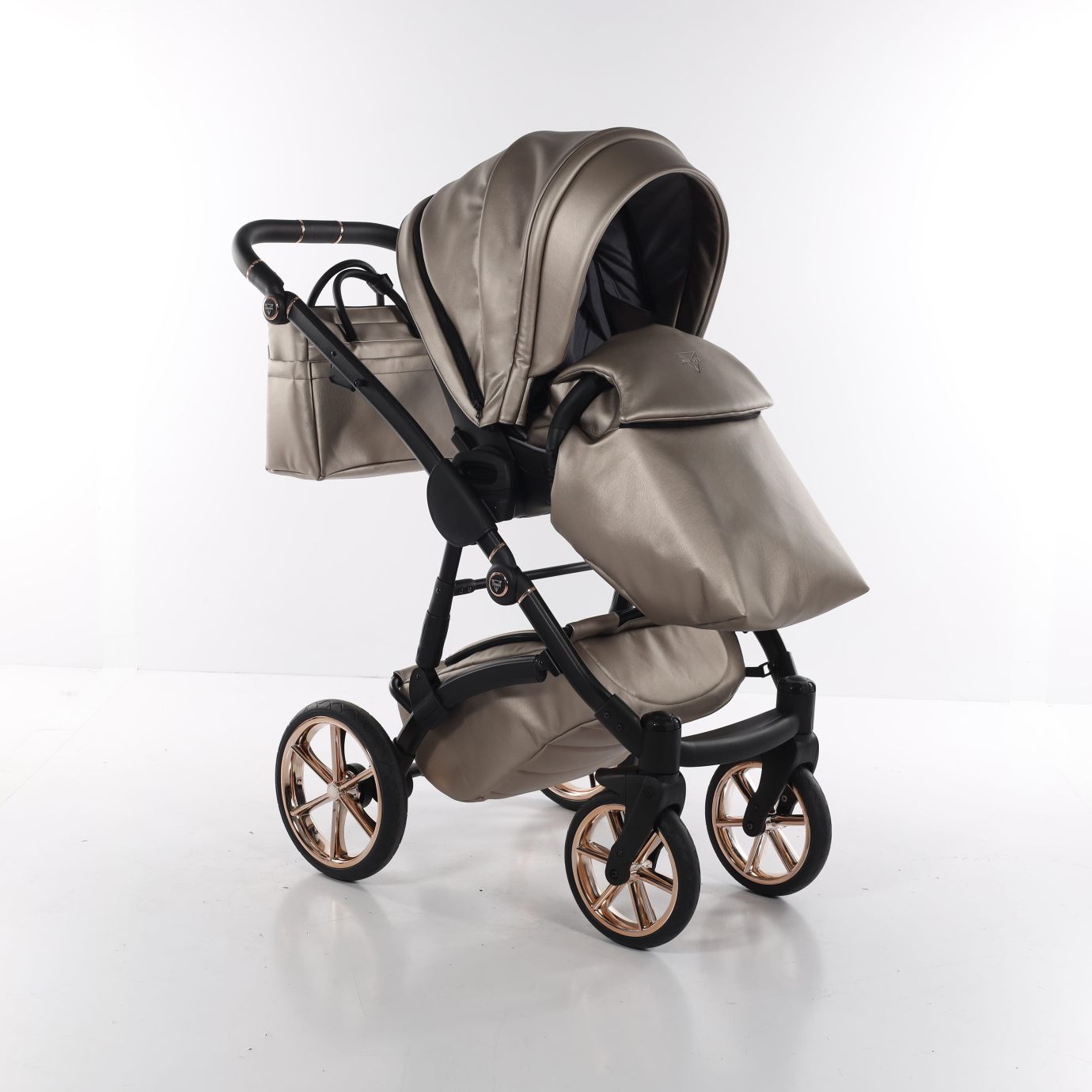 Коляска junama termo line ecco